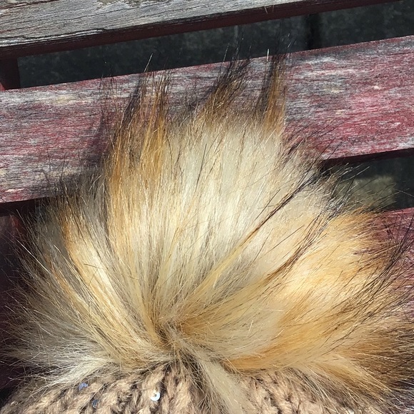 CHAOS🌲 glitter sequin beanie hat - Picture 4 of 10